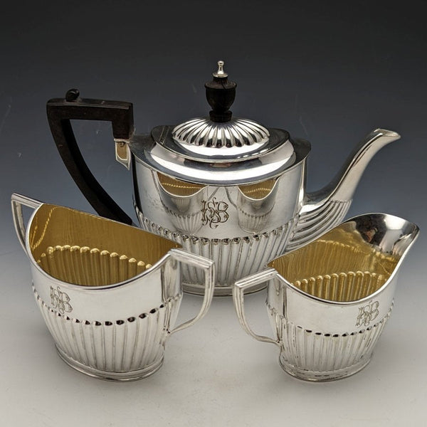 Late 19th Century English Antique Silver Plated Bachelor Teapot Set of 3 in Roberts & Belk Case
